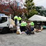 プルトップ集荷作業風景3